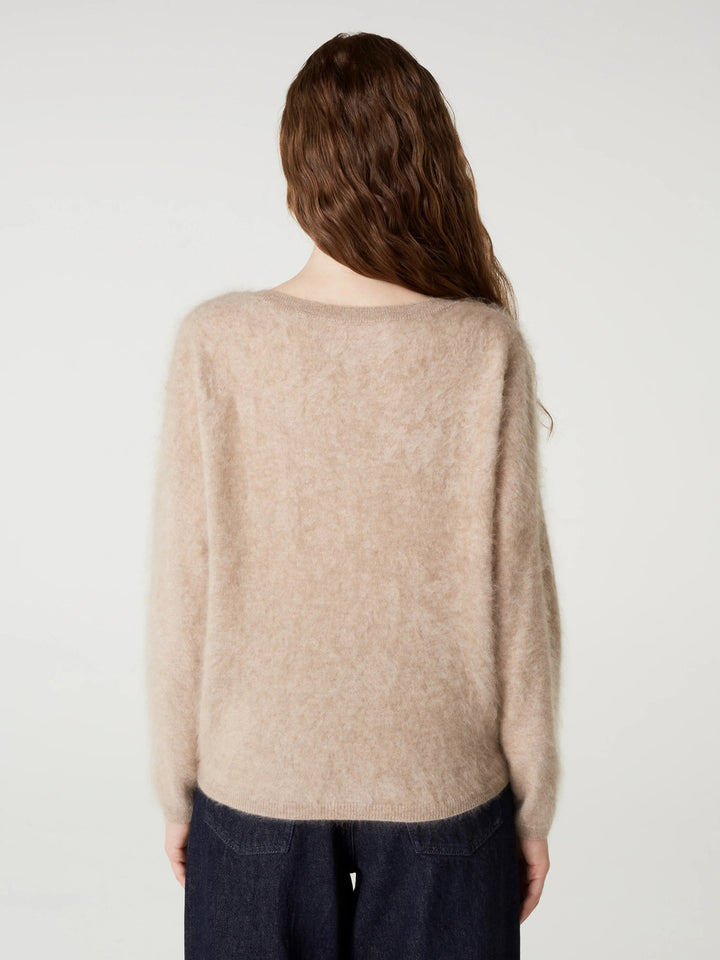 Absolut Cashmere Soeli V-hals Trui – Beige-100% cashmere-DAMES TRUIEN & VESTEN-Beige