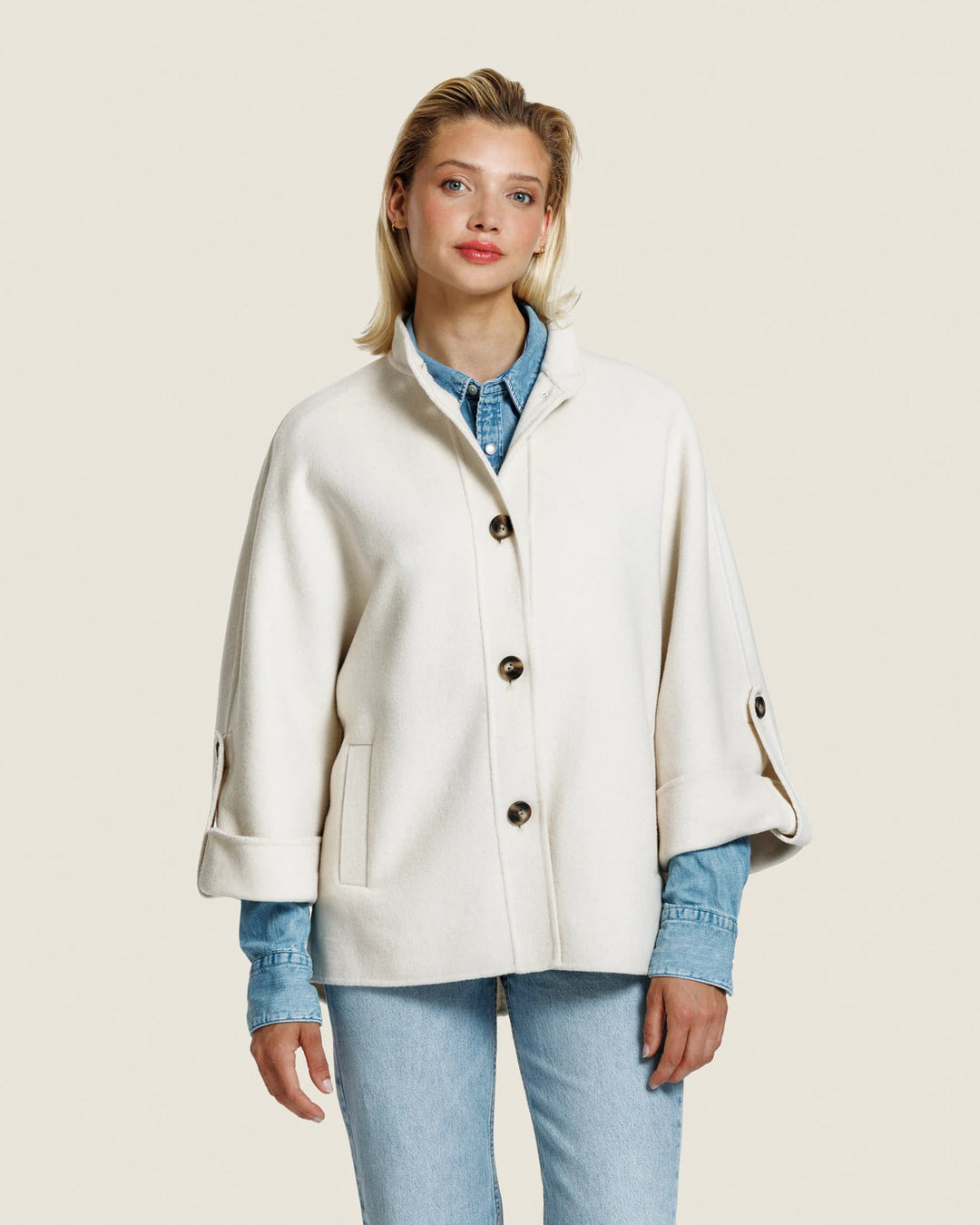 Alter Ego Wollen Cape Jas Vajen – Beige-50% wol, 50% polyester-DAMES JASSEN & JACKS-Beige