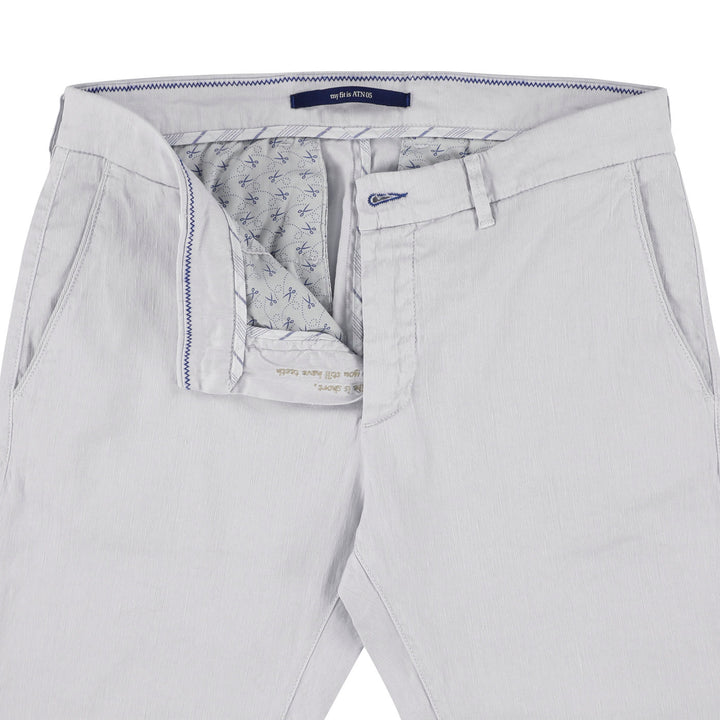 Atelier Noterman Chino ATN05 – Licht Grijs-65% linnen, 34% katoen, 1% elastaan-HEREN BROEKEN-Grijs