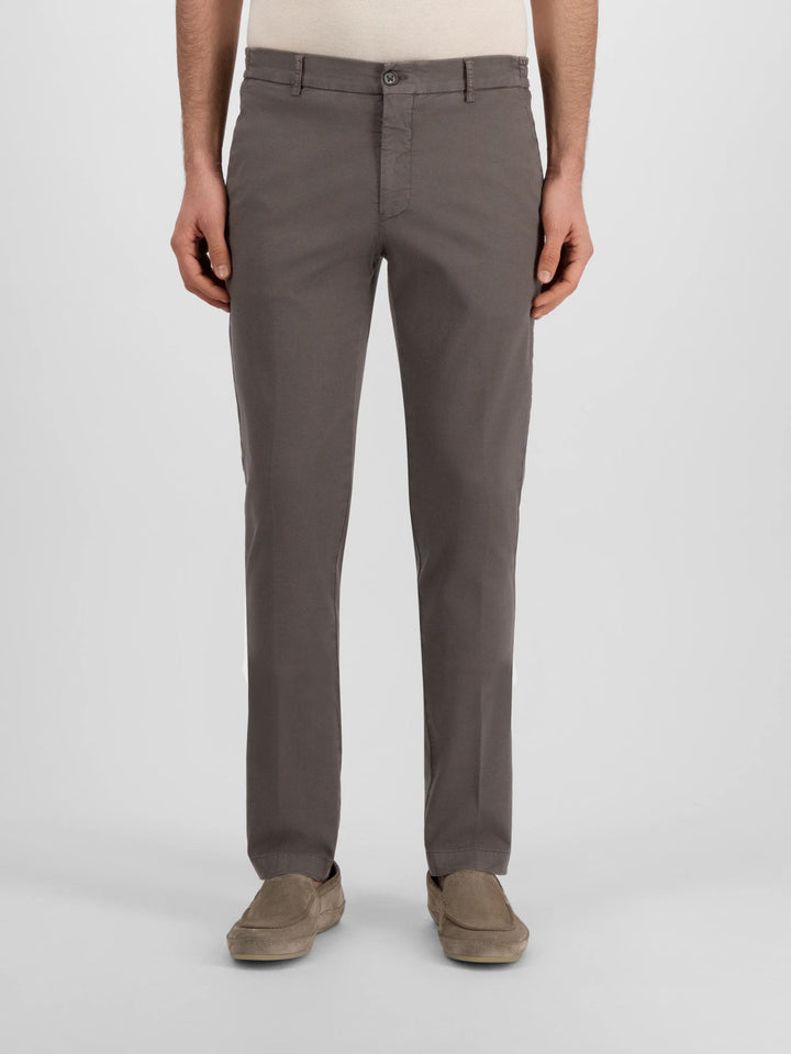 Berwich Morello Elax GD Slim Fit Chino – Bruin-58% lyocel, 40% katoen, 2% elastaan-HEREN BROEKEN-Bruin