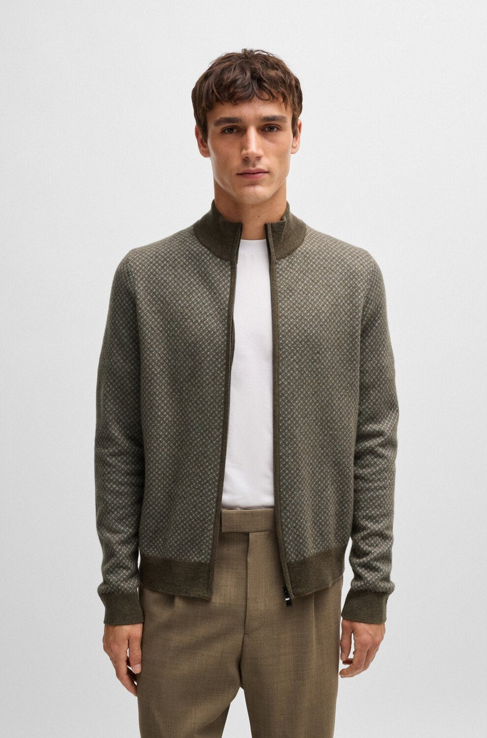 BOSS gebreid vest van scheerwol en katoen-Materiaalinformatie: 77% Scheerwol, 23% Katoen, Boord: 100% Scheerwol-HEREN TRU