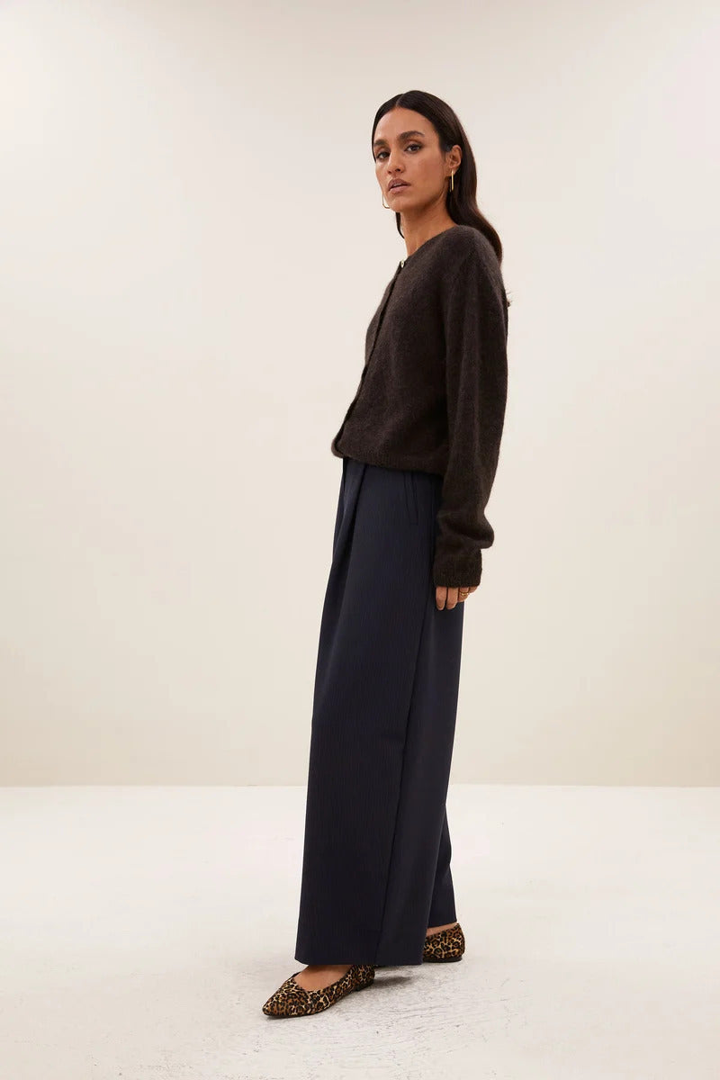 by-bar Cleo Cardigan – Bruin-50% alpaca, 28% polyamide, 22% lamswol-DAMES TRUIEN & VESTEN-Bruin