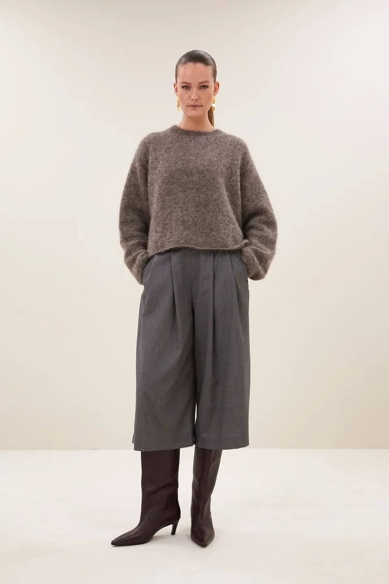 by-bar Vasile Pullover – Bruin-36% mohair, 36% alpaca, 25% polyamide, 3% elastaan-DAMES TRUIEN & VESTEN-Bruin