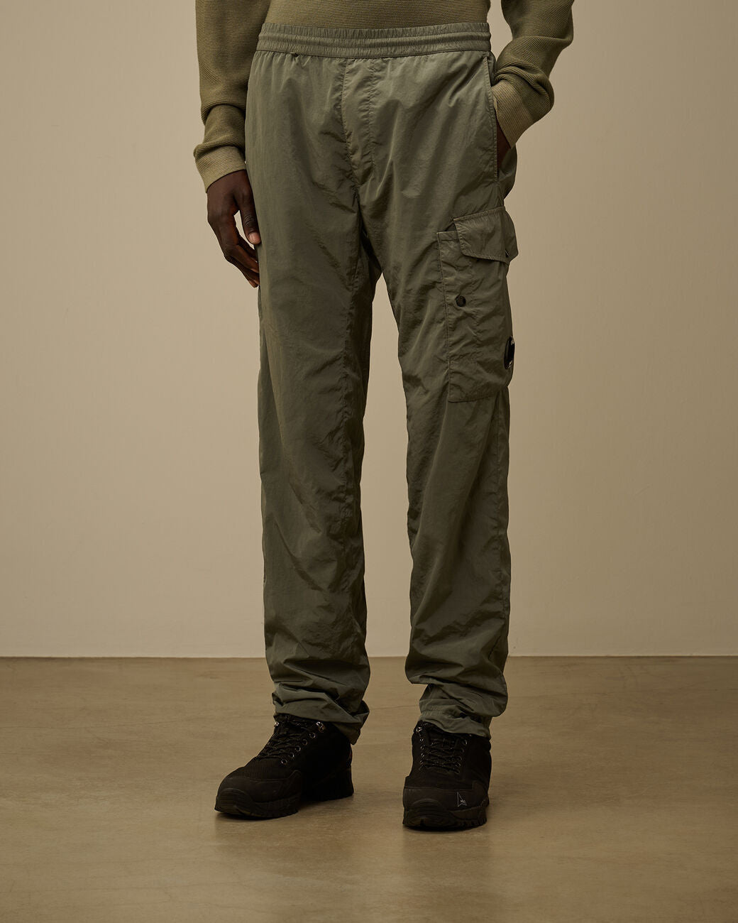 C.P. Company Chrome‑R Lens Cargo Pants – Grijs-100% polyamide-HEREN BROEKEN-Grijs