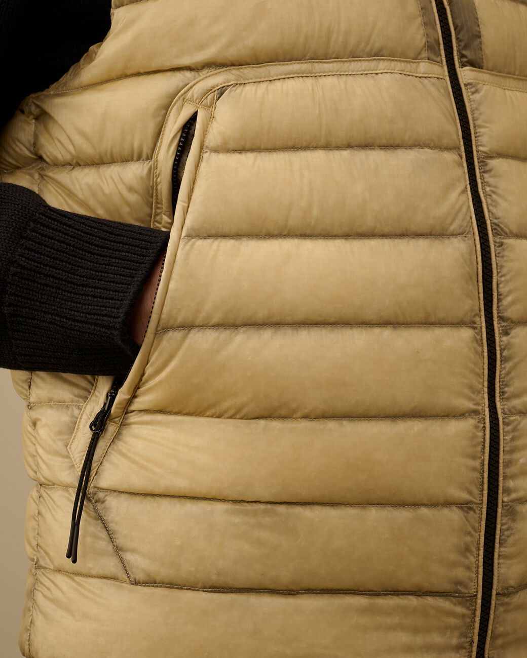 C.P. Company D.D. Shell Down Lens Bodywarmer-100% polyamide-HEREN JASSEN & JACKS-Beige