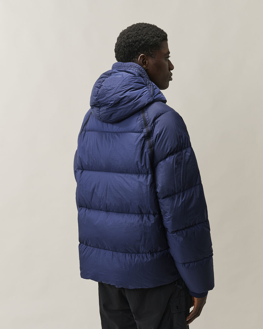 C.P. Company Down Shield Hooded Jacket – Blauw-100% polyamide<br />Vulling: 95% eenden dons, 5% veren-HEREN JASSEN & JACK