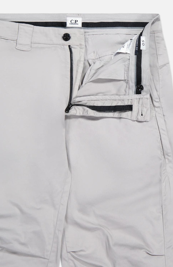 C.P. Company ergonomic chino – Grijs-97% katoen, 3% elasthaan-HEREN BROEKEN-Grijs