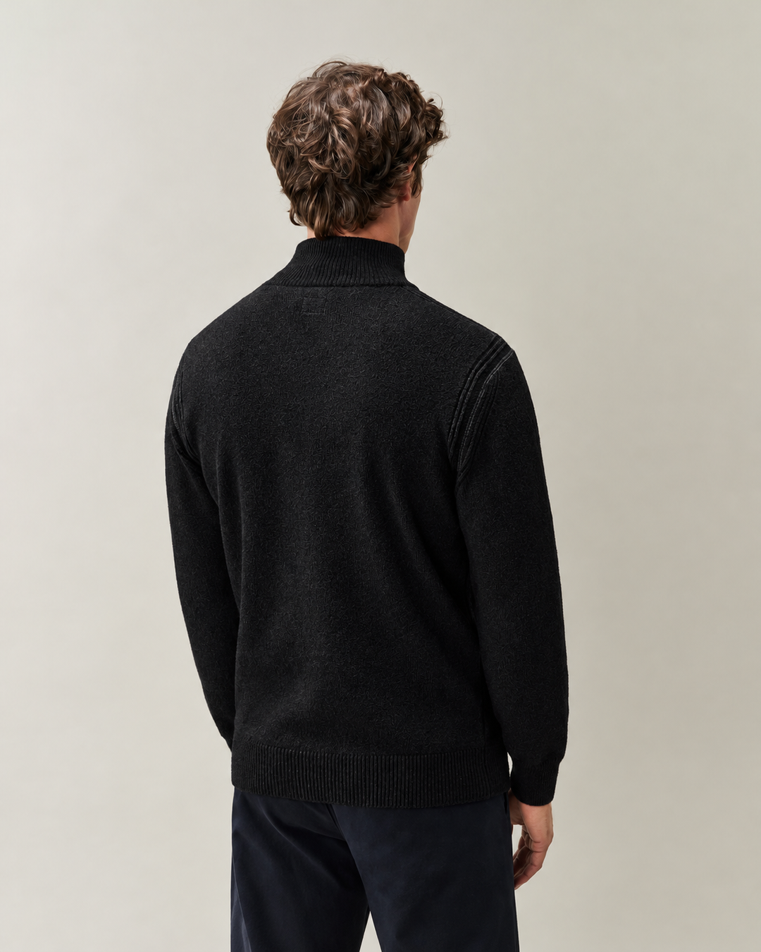 C.P. Company Lens Half Zip Trui – Zwart-70% polyamide, 29% wol, 1% andere-HEREN TRUIEN & VESTEN-Zwart
