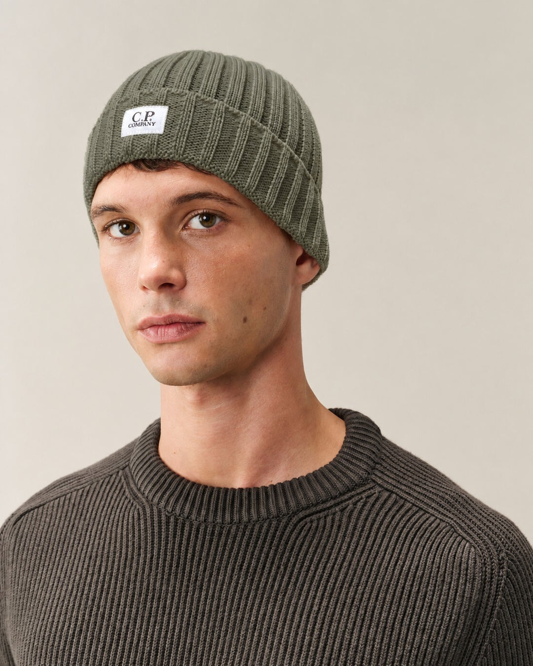 C.P. Company Ribbed Wool Beanie – Grijs-100% wol-HEREN ACCESSOIRES-Grijs
