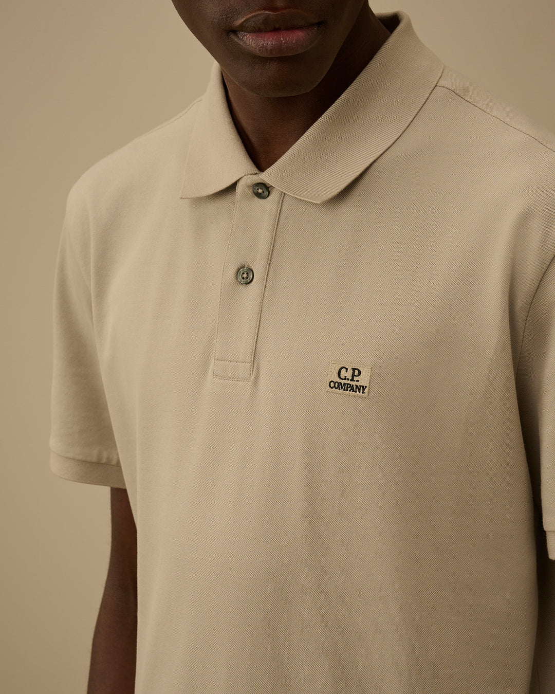 C.P. Company Stretch Piquet Polo – Dove Grey-95% katoen, 5% elastaan-HEREN POLO'S & T-SHIRTS-Grijs