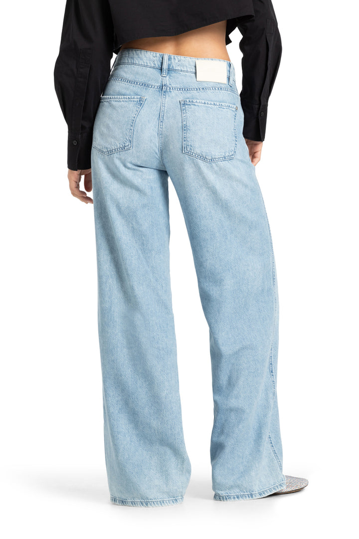 Cambio Alek flared jeans drapy-64% Katoen<br />36% Lyocell-DAMES BROEKEN-Blauw