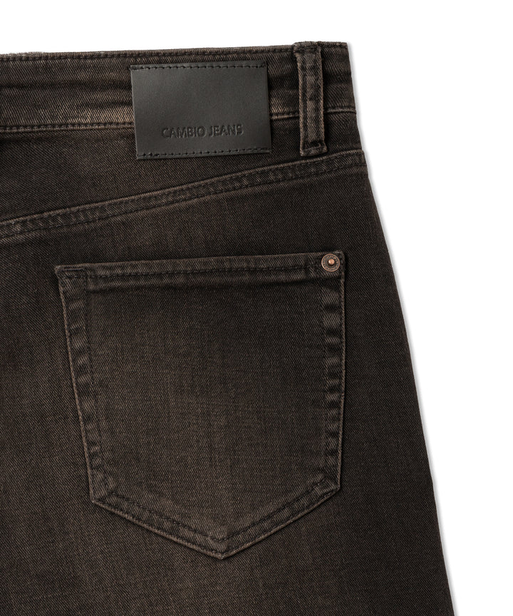 Cambio Elin Barrel Jeans – Bruin-92% katoen, 6% elastisch polyamide, 2% elastaan-DAMES BROEKEN-Bruin