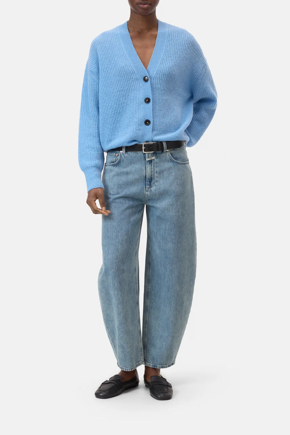 Closed Vest – Blauw-49% alpaca, 30% nylon, 21% wol-DAMES TRUIEN & VESTEN-Blauw