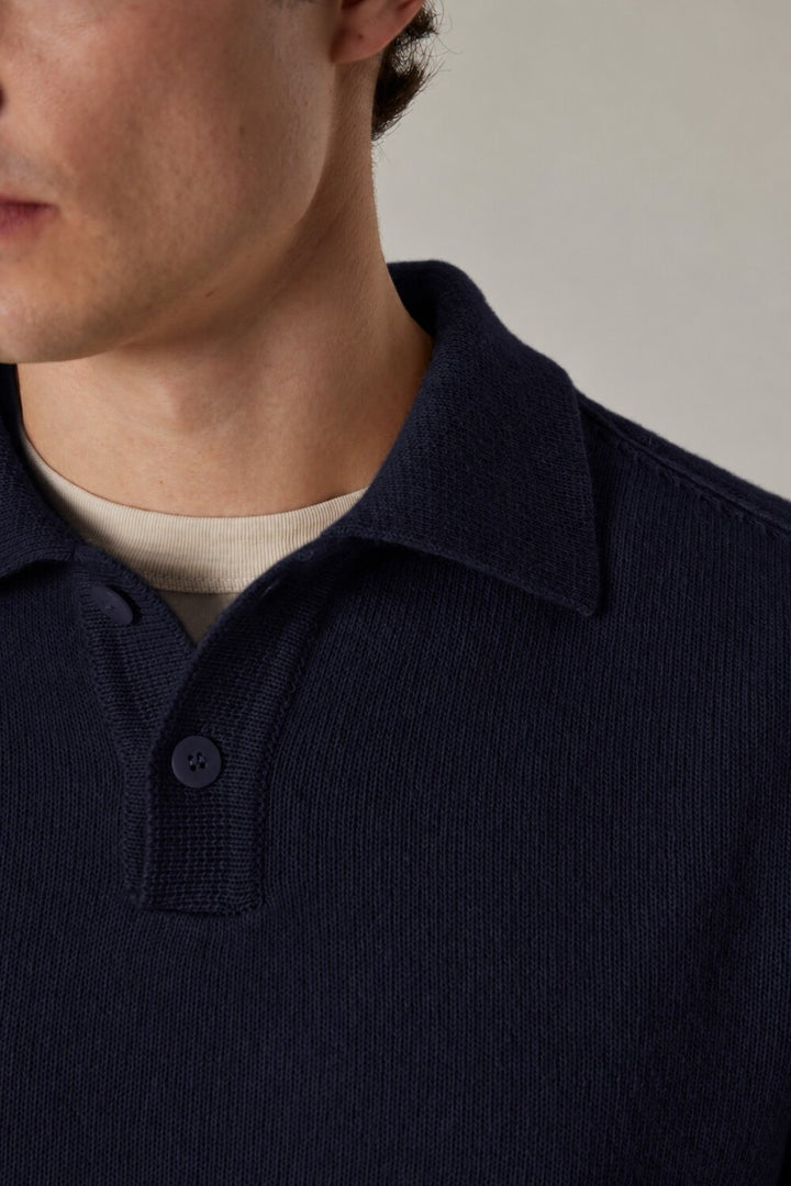 Daniele Fiesoli Wol Cashmere Polo – Blauw-90% merinowol, 10% cashmere-HEREN TRUIEN & VESTEN-Blauw