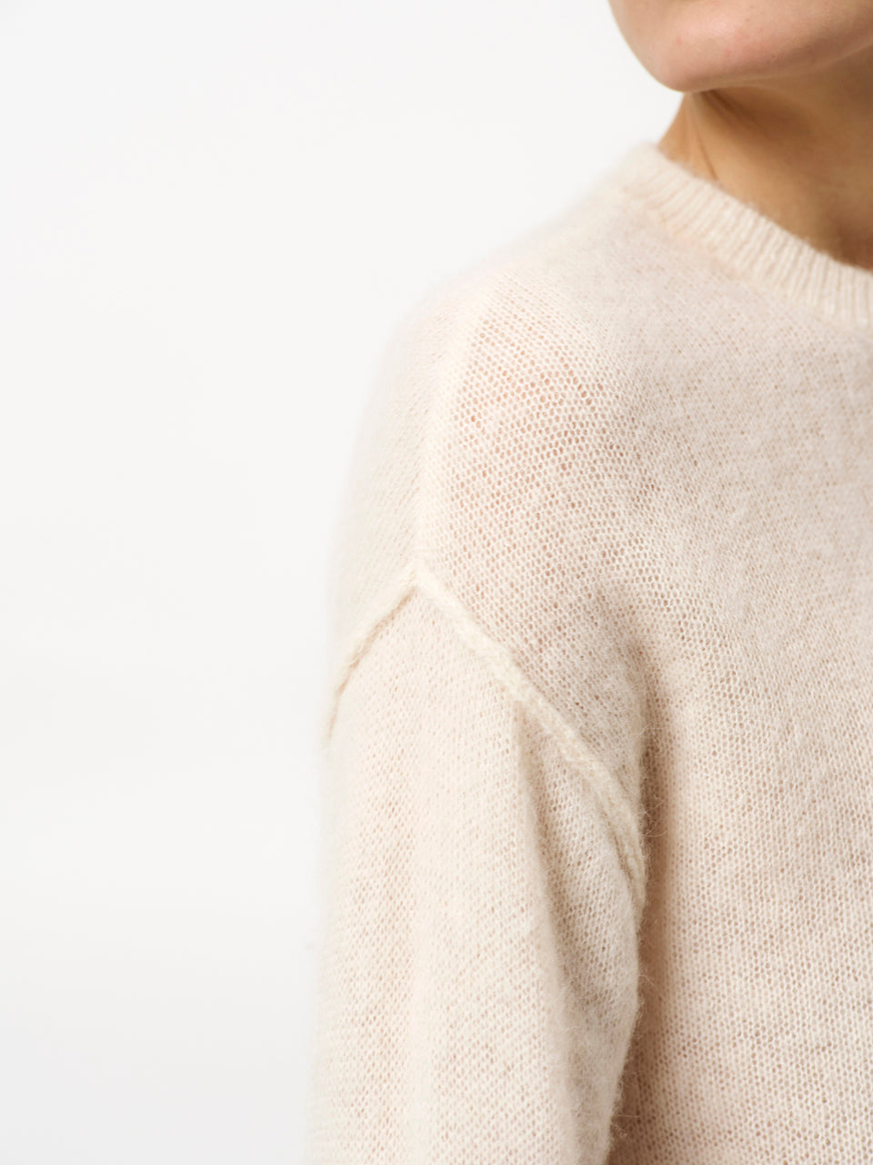 Dante 6 Ariama Trui – Room-41% alpaca, 22% wool, 37% polyamide-DAMES TRUIEN & VESTEN-Room