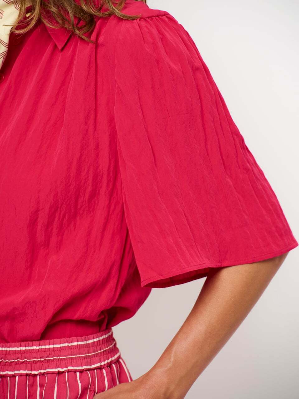 Dante 6 Devi cropped blouse – Rood-81% viscose, 19% polyamide-DAMES TOPS & BLOUSES-Rood