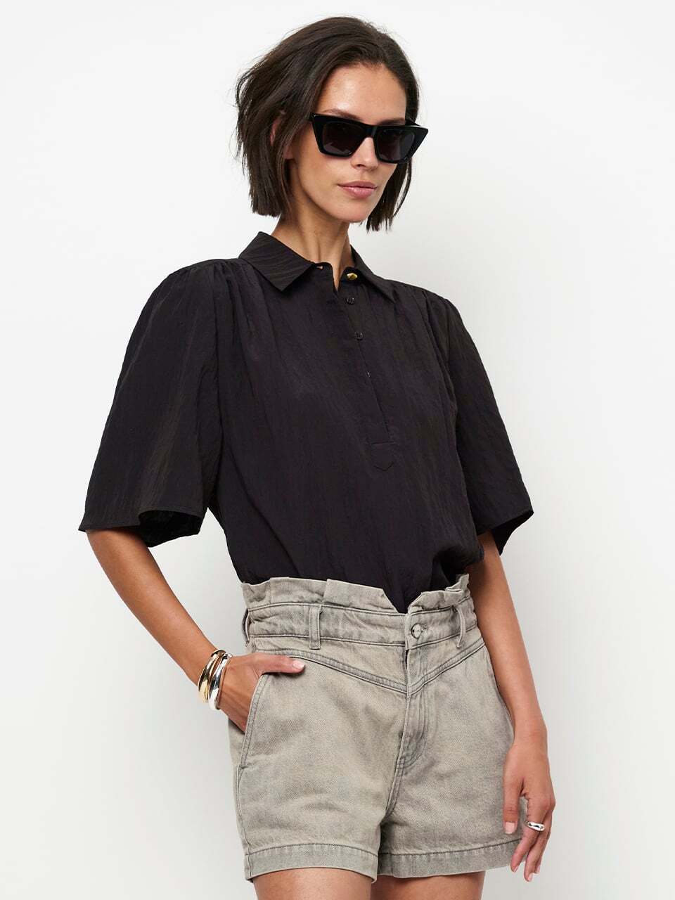 Dante 6 Devi Cropped Blouse – Zwart-81% viscose, 19% polyamide-DAMES TOPS & BLOUSES-Zwart