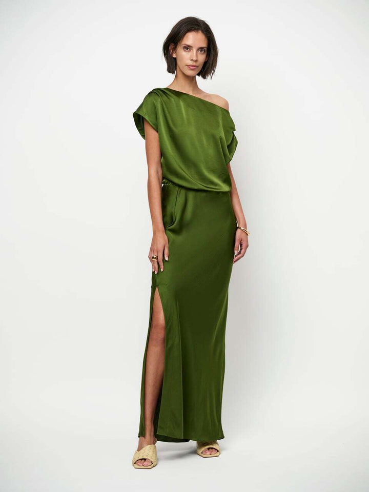 Dante 6 Epic off-shoulder satijnen maxjurk – Groen-100% polyester-DAMES JURKEN-Groen