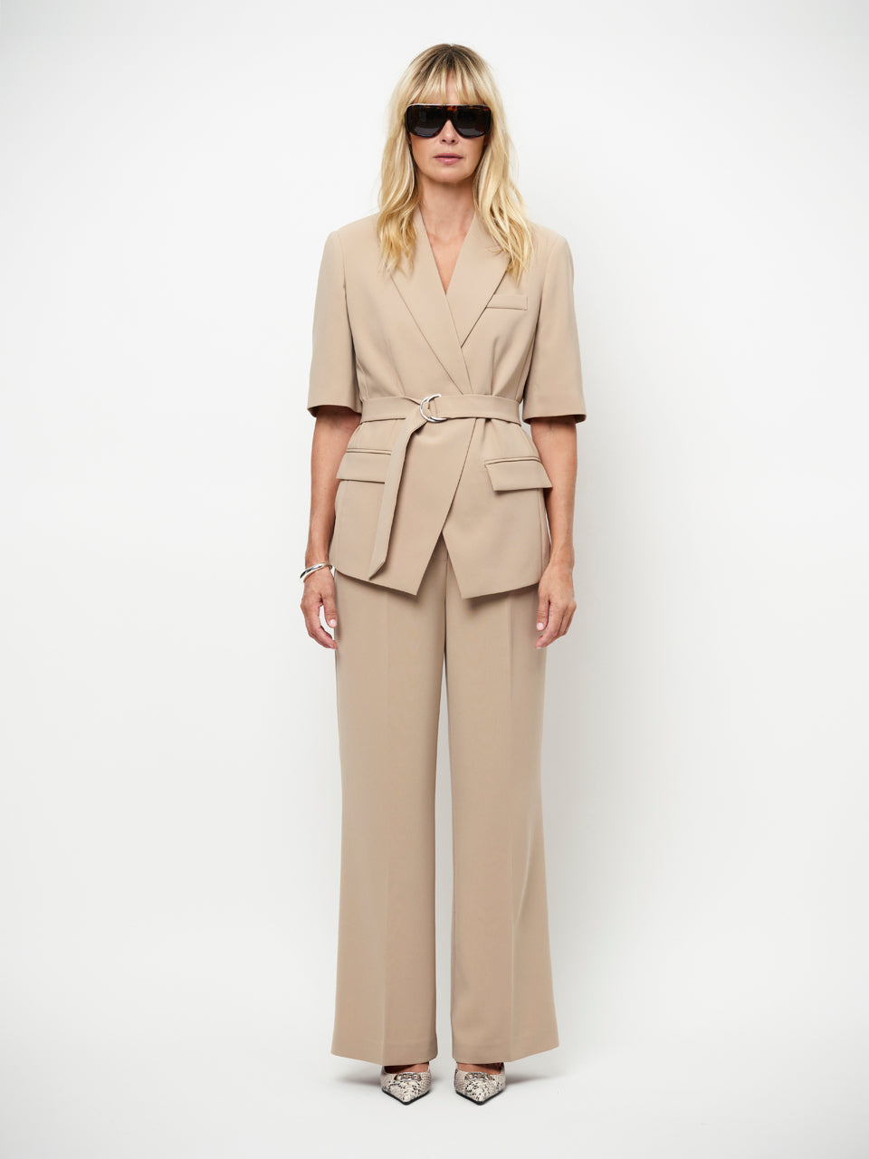 Dante 6 Nissa Blazer Korte Mouw – Beige-92% polyester, 8% elasthaan-DAMES BLAZERS & JASJES-Beige