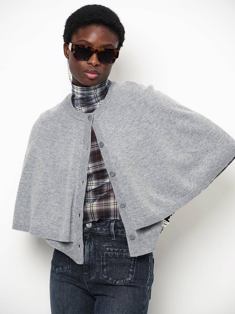 Dante6 Camyl Cape – Grijs-100% merino wol-DAMES TRUIEN & VESTEN-Grijs