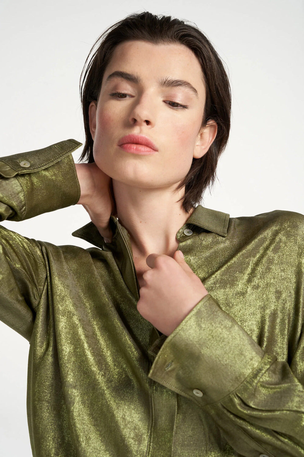 Femmes du Sud Marthe Shimmer Army blouse-Kwaliteit: 60% polyester | 40% viscose-DAMES TOPS & BLOUSES-Groen