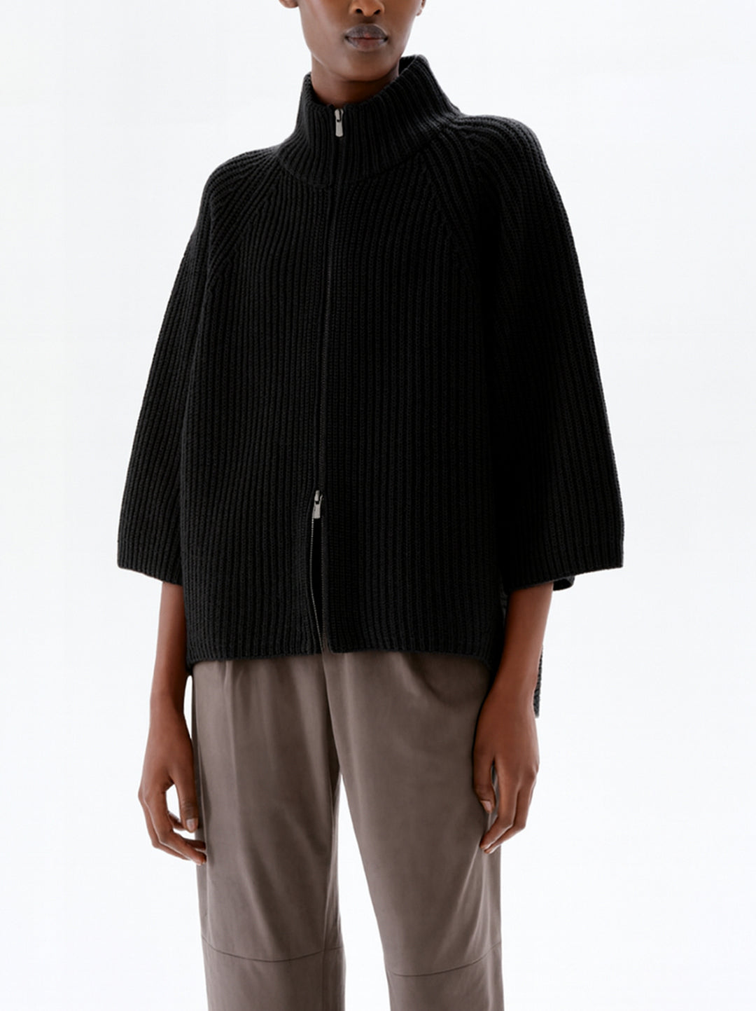 FFC Coltrui‑Vest – Zwart-100% wol-DAMES TRUIEN & VESTEN-Zwart