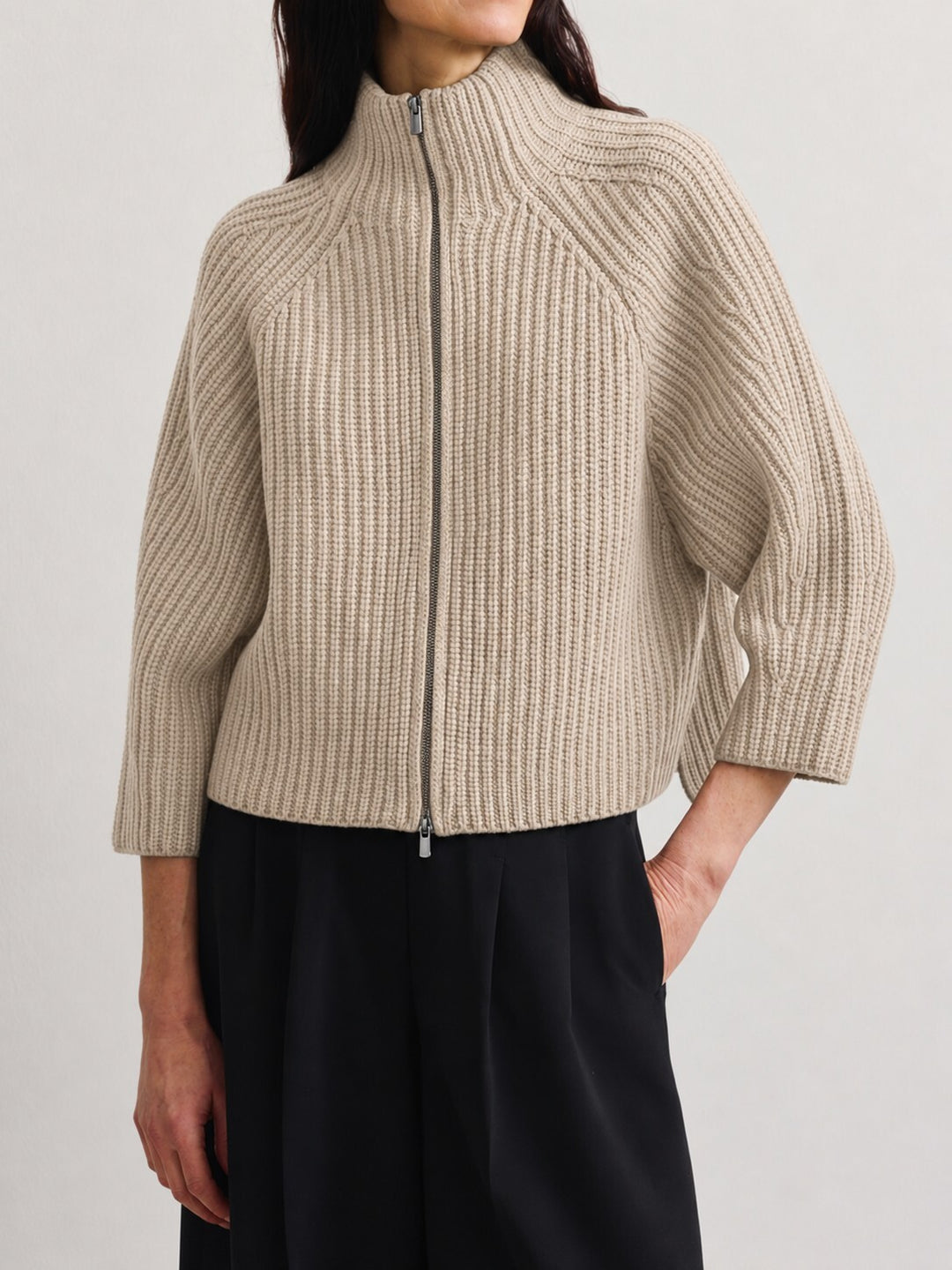 FFC Wol Cashmere Vest met Tweewegrits – Beige-70% wol, 30% kasjmier-DAMES TRUIEN & VESTEN-Beige