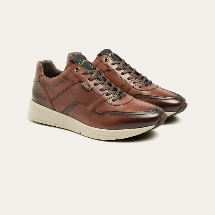 Greve Sneaker Walker Mogano Corsaro Calf-Kenmerken:<br /><br />Bovenmateriaal: Hoogwaardig leer in een rijke Oceano Donke