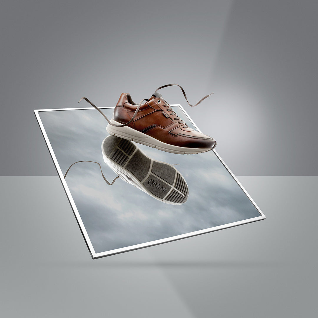 Greve Sneaker Walker Mogano Corsaro Calf-Kenmerken:<br /><br />Bovenmateriaal: Hoogwaardig leer in een rijke Oceano Donke