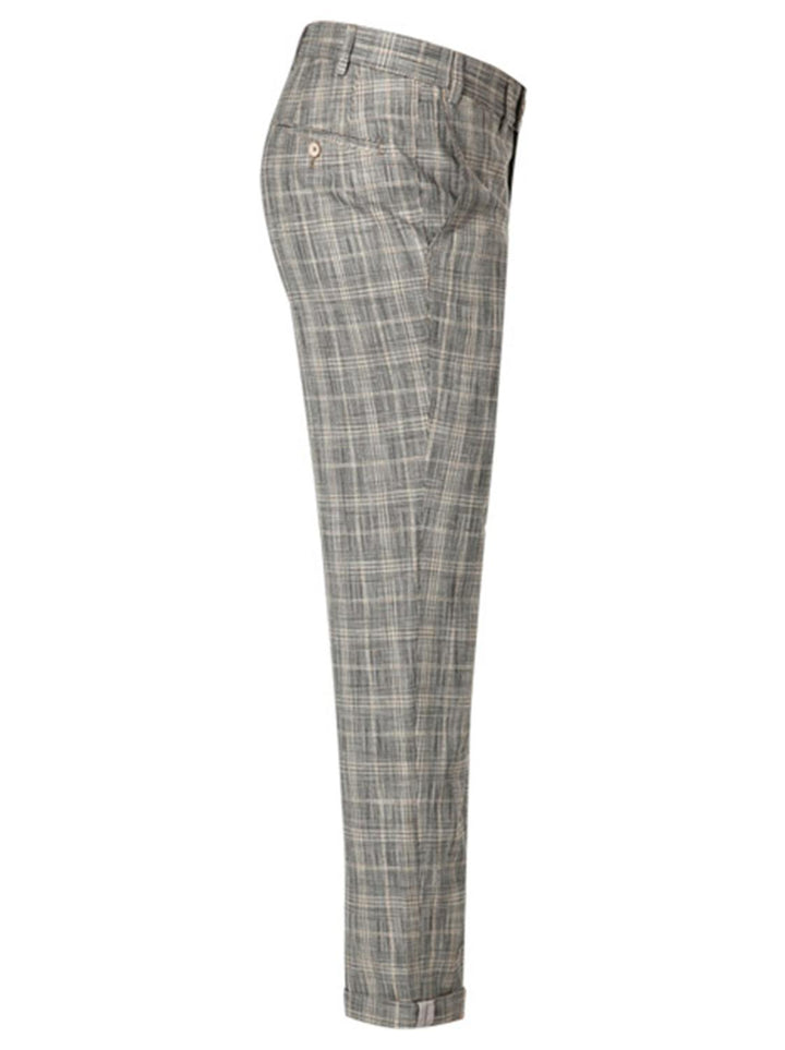 Hiltl Vicenzo chino-83% katoen, 14% polyester, 3% elasthaan-HEREN BROEKEN-Beige