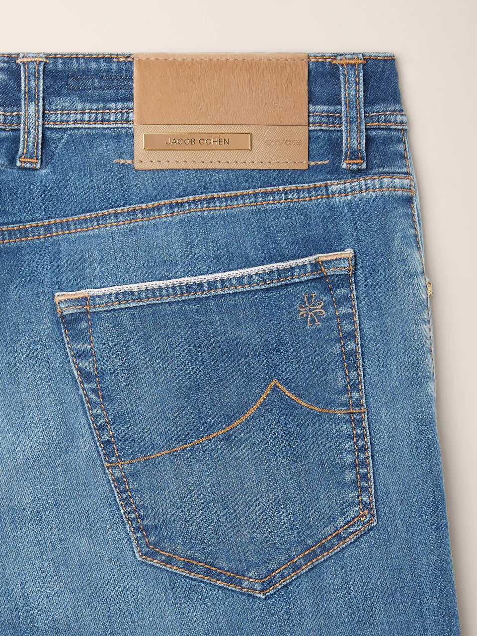 Jacob Cohën Bard 5-Pocket Broek – Beige-92% katoen, 6% ema, 2% elasthaan-HEREN BROEKEN-Blauw