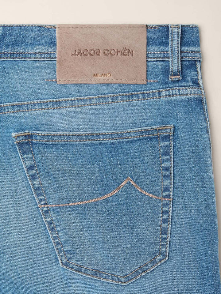 Jacob Cohën Nick 5‑Pocket Jeans – Blauw-92% katoen, 6% elastisch polyamide, 2% elastaan-HEREN BROEKEN-Blauw