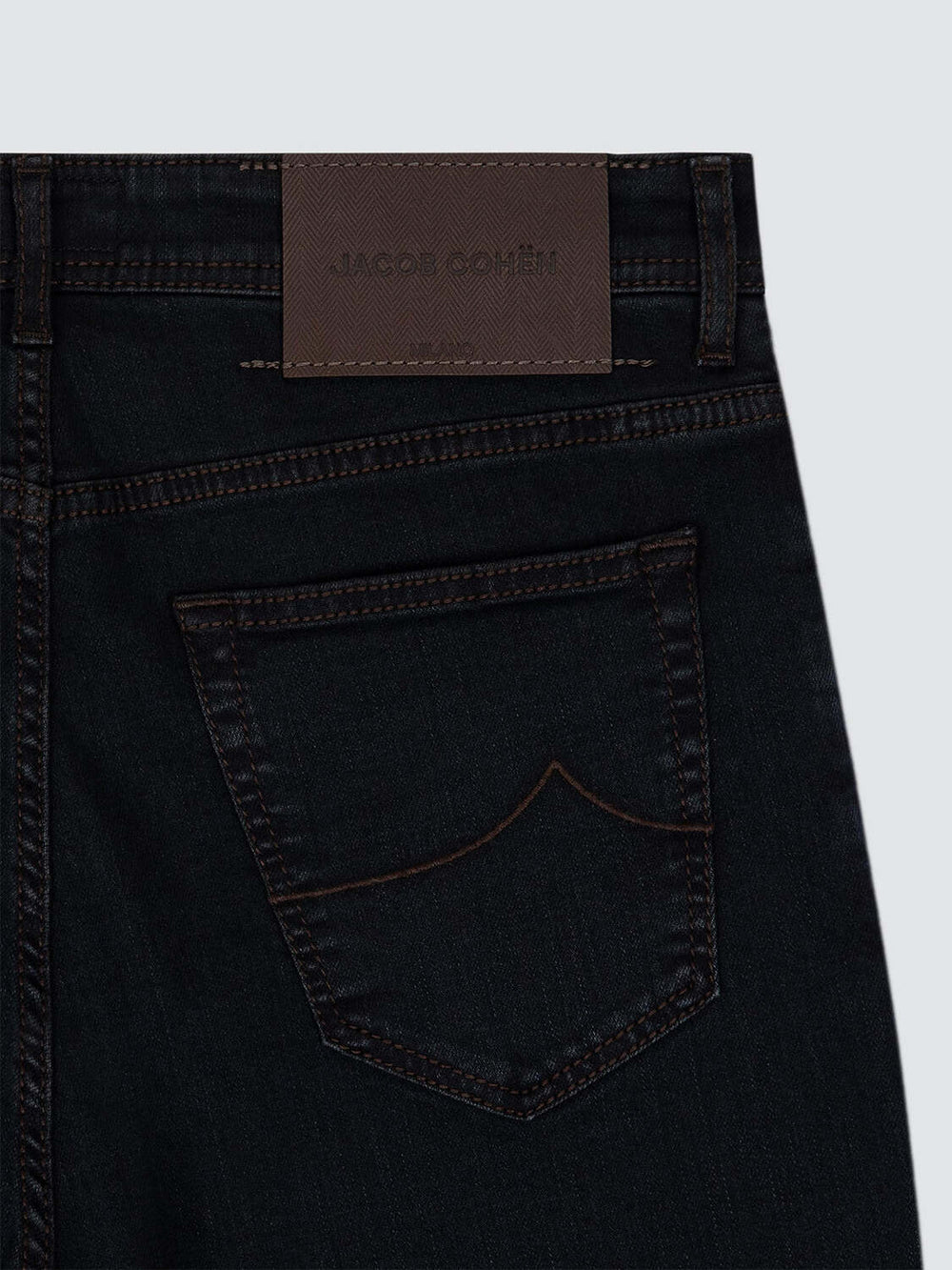 Jacob Cohën Nick Jeans – Blauw-92% katoen, 6% elastomultiester, 2% elasthaan-HEREN BROEKEN-Blauw