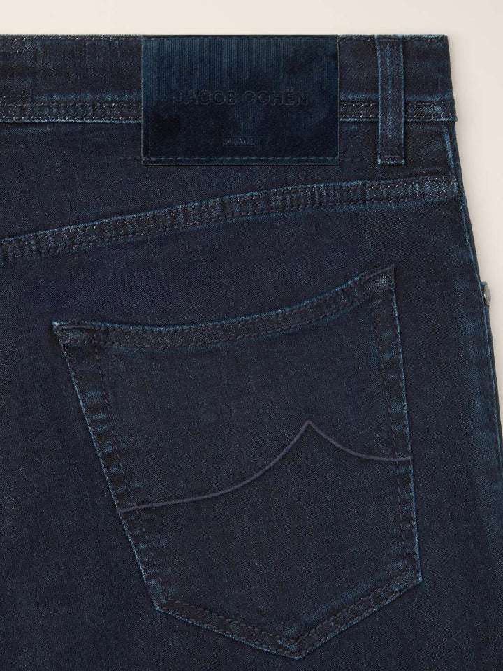 Jacob Cohën Nick Slim 5‑Pocket Jeans – Blauw-81% katoen, 11% lycra, 6% elastisch polyamide, 2% elastaan-HEREN BROEKEN-Blauw