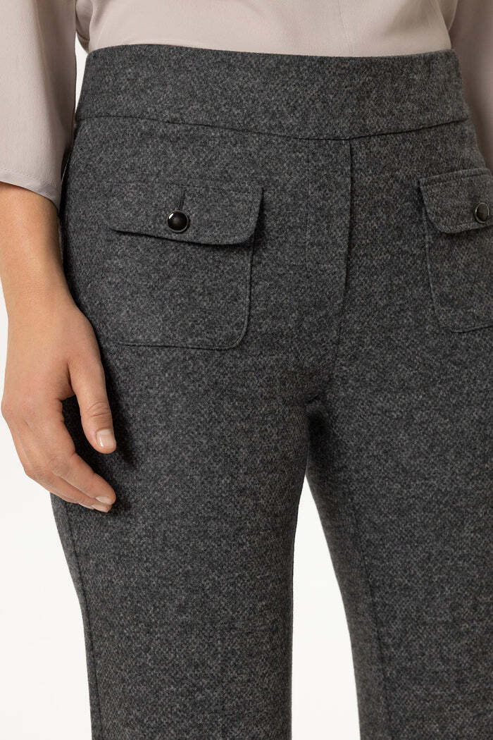 Luisa Cerano Baby Flare Pantalon – Antraciet- 32% Polyester, 25% Polyamid, 25% Viskose, 14% Wolle, 4% Elasthan-DAMES BROE
