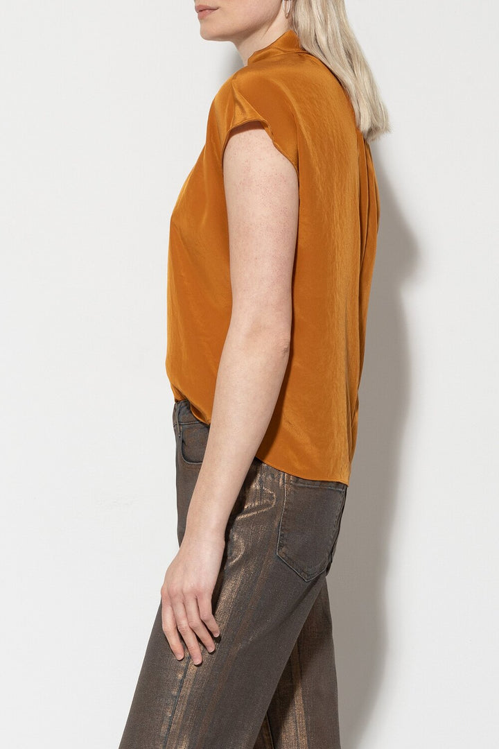 Luisa Cerano blouse met knoopdetail-Buitenstof: 100% polyester<br /><br />Sluiting: knoopsluiting aan de achterkant<br />