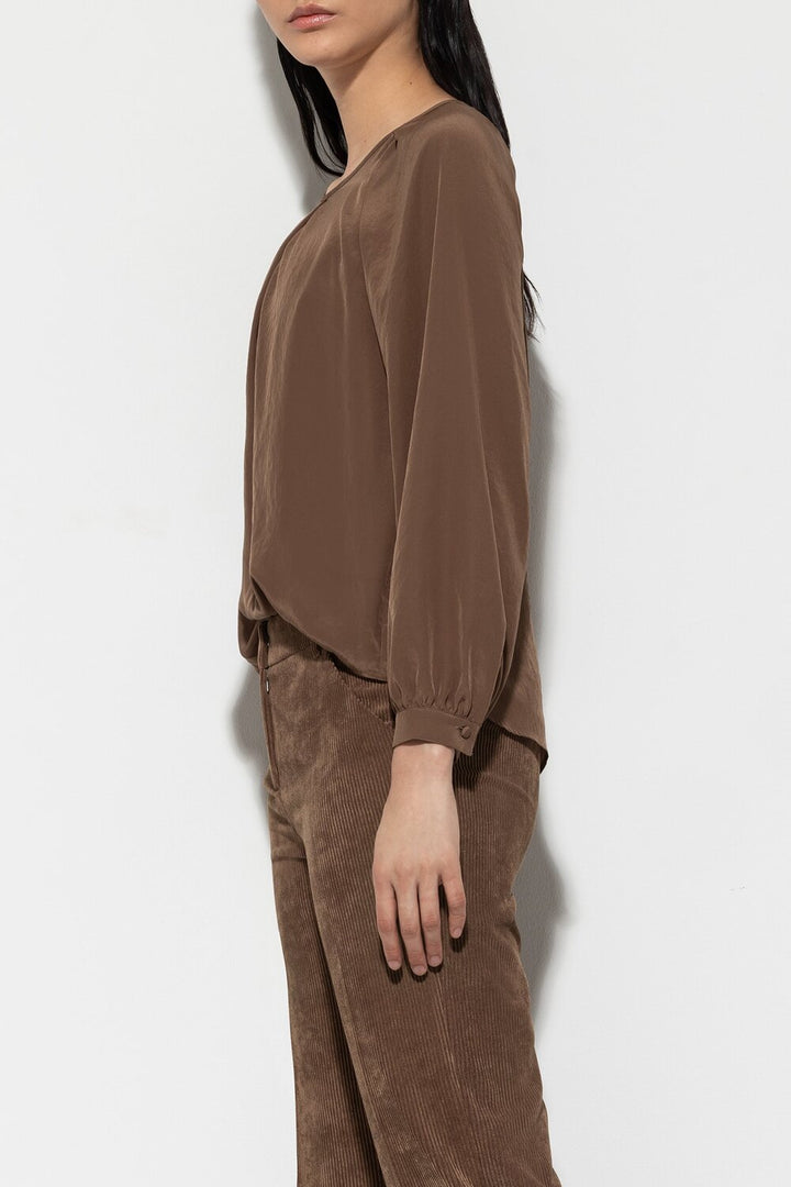 Luisa Cerano blouse met plooidetails-Hals: met knoopsluiting<br /><br />Zoom: ronde zoomlijn<br /><br />-DAMES TOPS & BLO