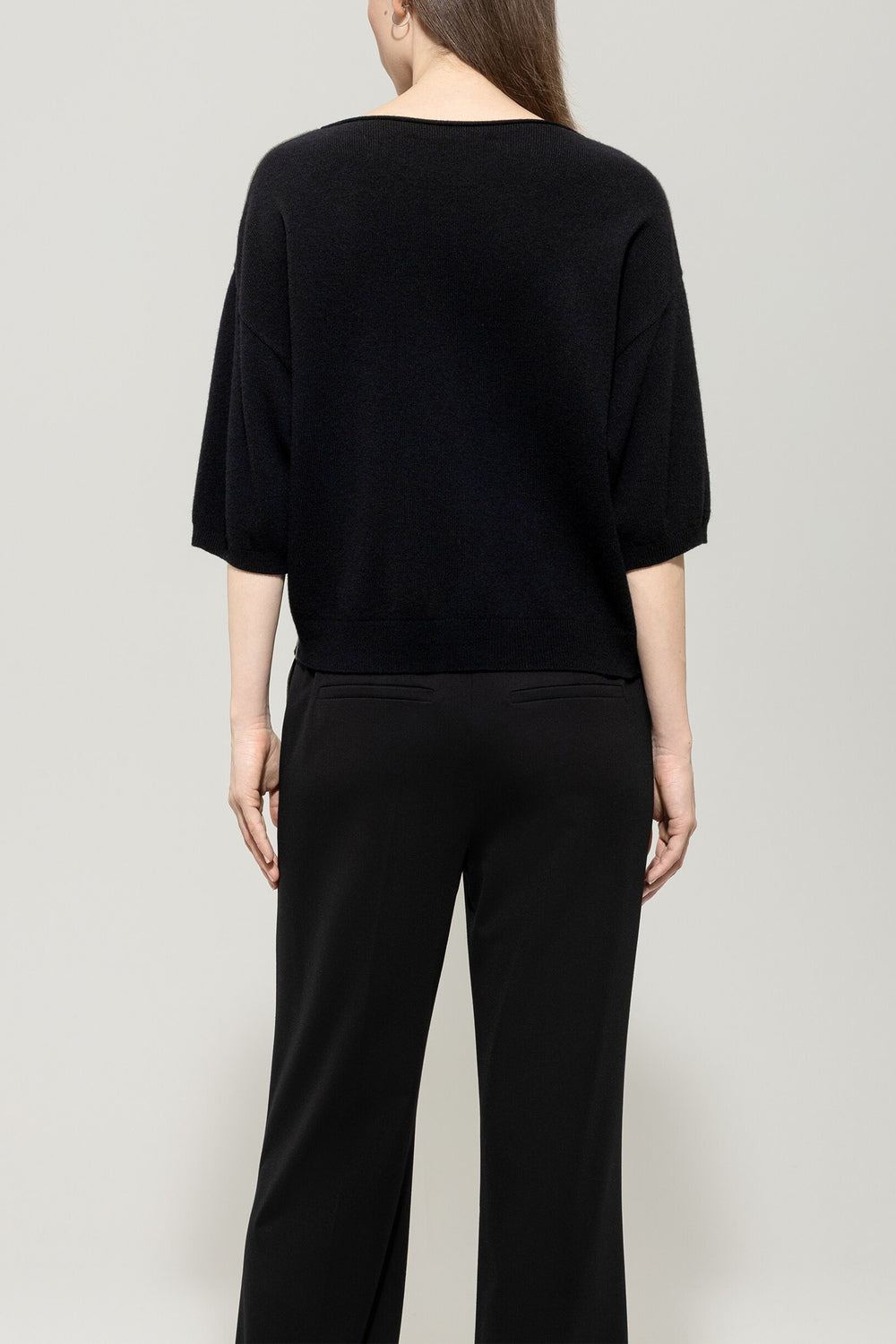 Luisa Cerano Kasjmiermix Trui – Zwart-80% wol, 20% kashmier-DAMES TRUIEN & VESTEN-Zwart