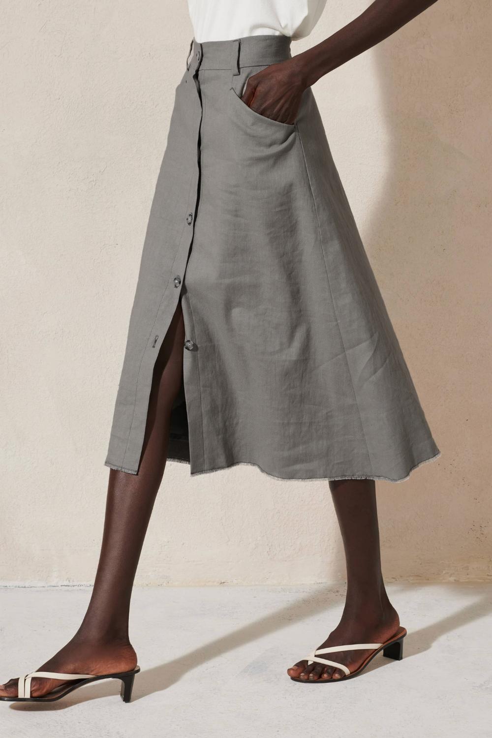 Luisa Cerano rok linnenmix-Buitenmateriaal: 54% linnen, 45% katoen, 1% elastaan<br />??Voering: 57% viscose, 45% polyeste