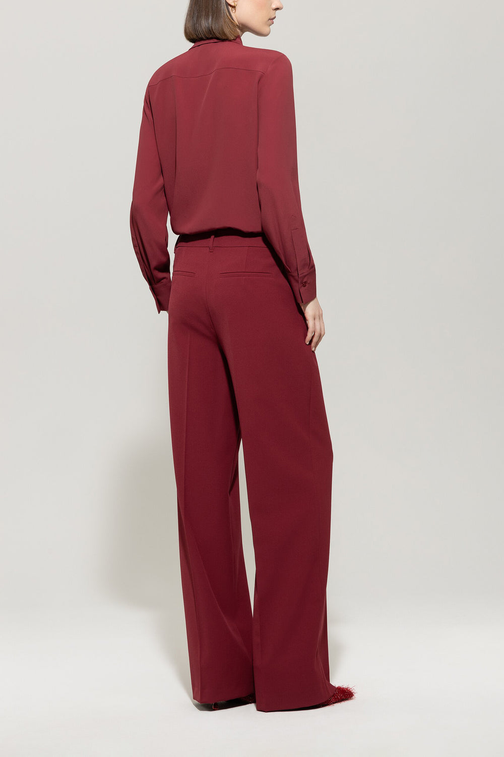 Luisa Cerano Ruffle Blouse – Bordeaux-69% acetaat, 31% zijde-DAMES TOPS & BLOUSES-Rood