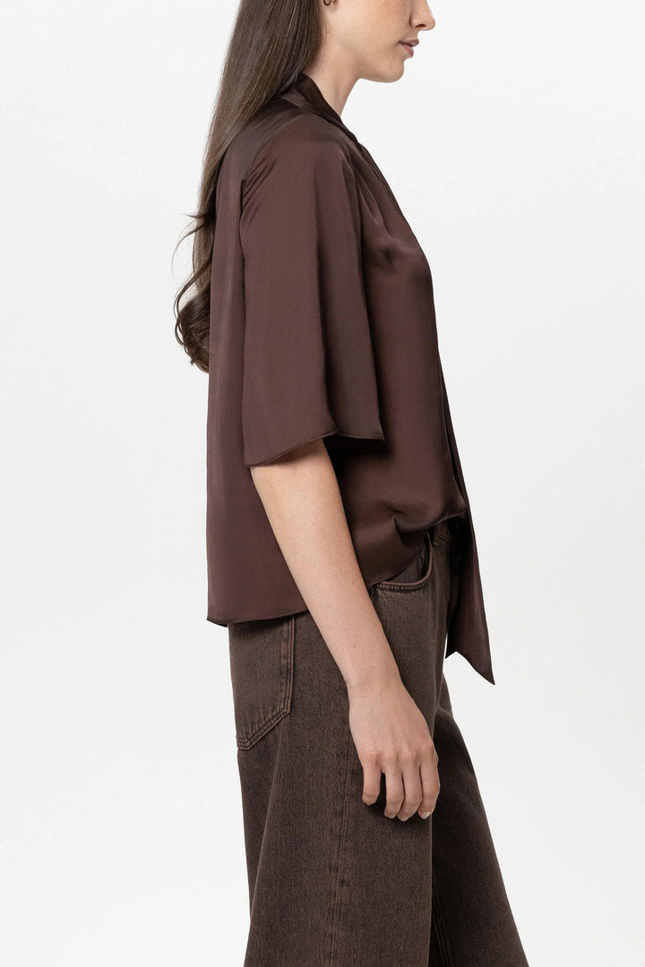 Luisa Cerano Satijnen Blouse met Strikdetail – Bru-100% polyester-DAMES TOPS & BLOUSES-Bruin