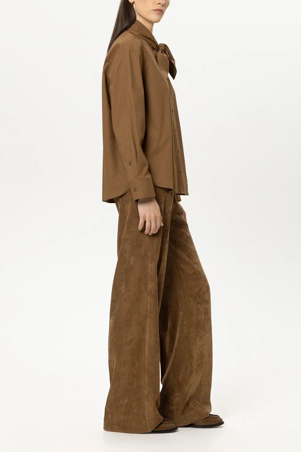 Luisa Cerano Wide Leg Corduroy Pantalon – Bruin-90% polyester, 8% polyamide, 2% elastaan -DAMES BROEKEN-Bruin