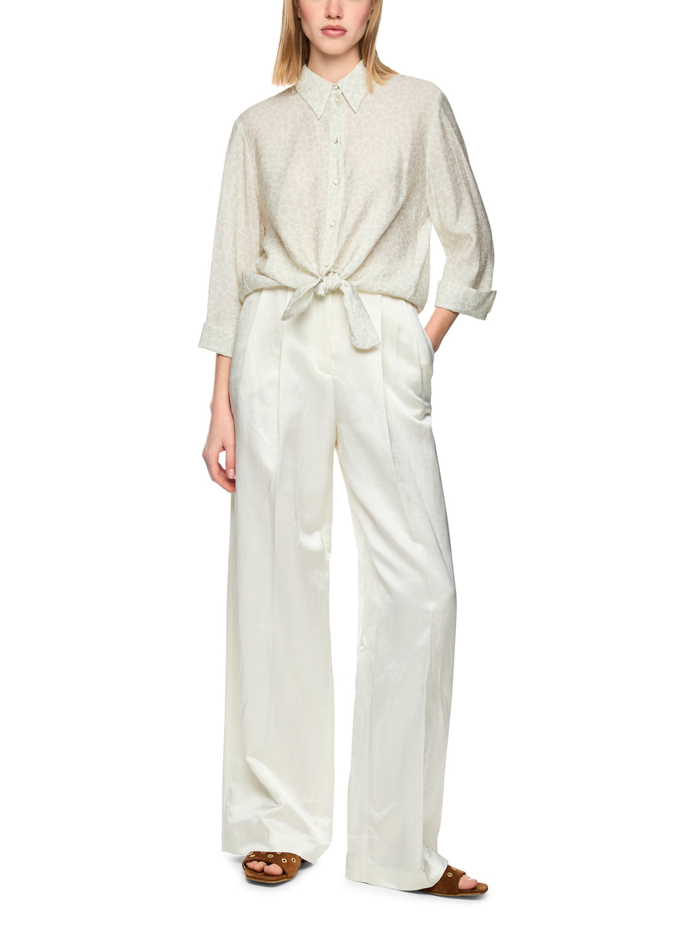 Marc Cain Blouse met knoopdetail – Beige-85% viscose, 15% polyamide-DAMES TOPS & BLOUSES-Beige