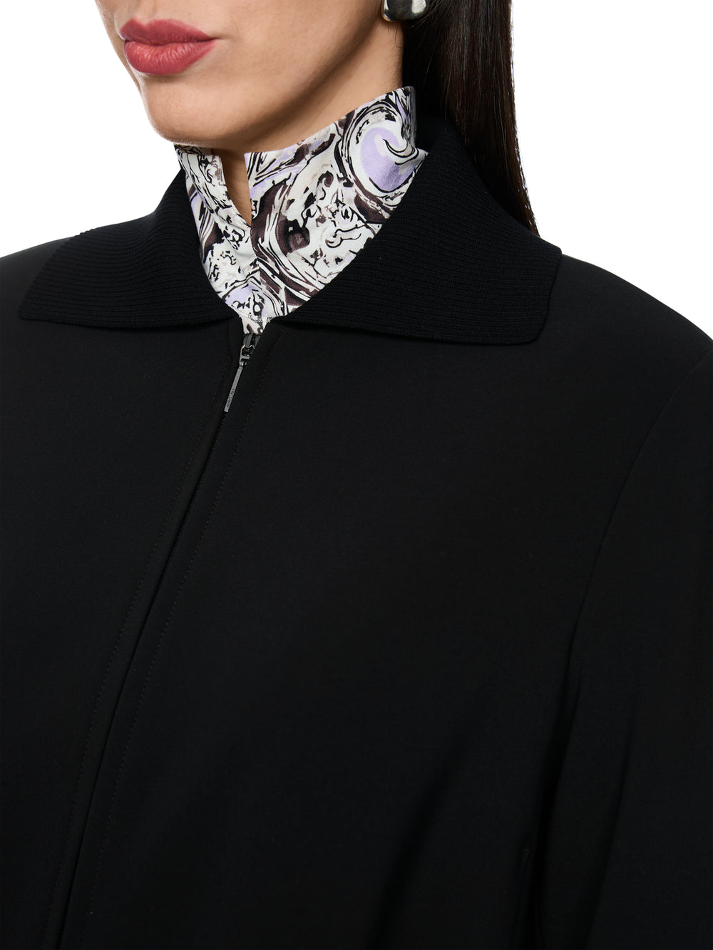 Marc Cain Blouson Jack met Kraag – Zwart-100% polyester<br />Voering: 55% polyester, 45% viscose-DAMES JASSEN & JACKS-Zwa