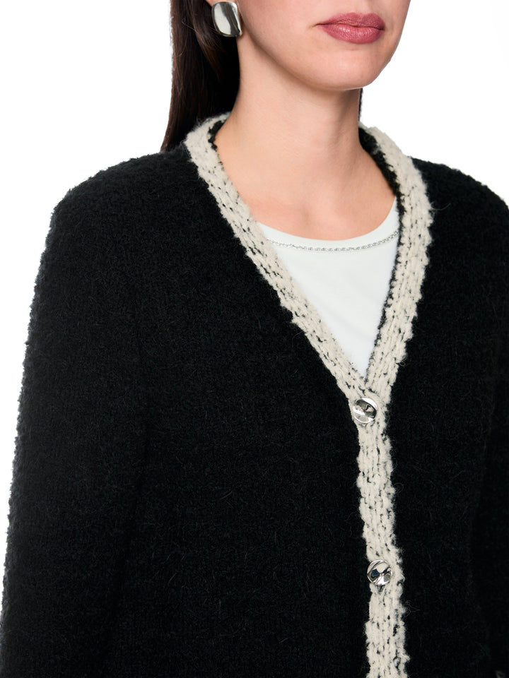 Marc Cain Collections Vest – Zwart-39% acryl, 33% wol, 14% polyamide, 8% katoen, 3% mohair, 3% alpaca<br />Voering: 100% 