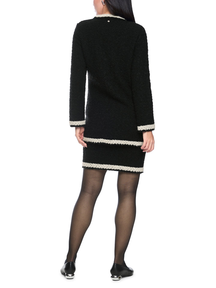 Marc Cain Collections Vest – Zwart-39% acryl, 33% wol, 14% polyamide, 8% katoen, 3% mohair, 3% alpaca<br />Voering: 100% 
