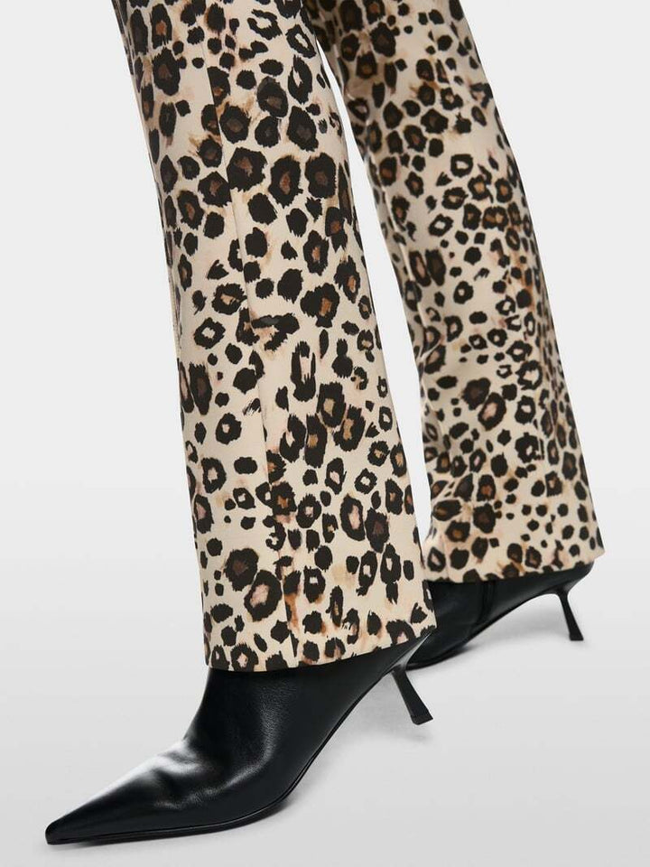 Marc Cain Frederica Pantalon – Soft Cappuccino-87% polyamide, 13% elasthaan -DAMES BROEKEN-Bruin