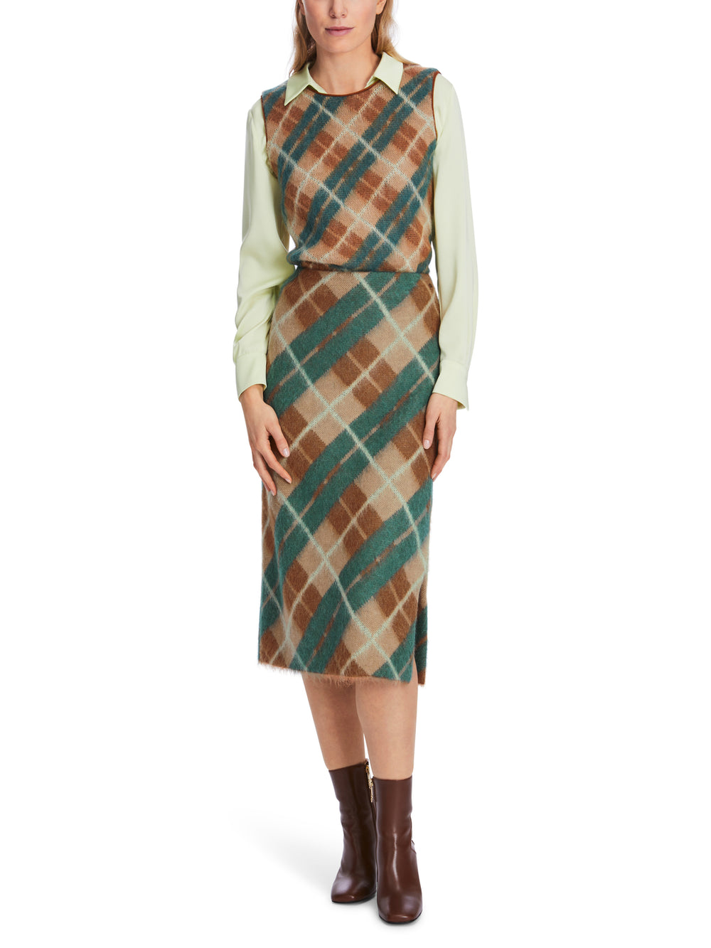 Marc Cain geruite rok gebreid in Duitsland-voering: 100% polyester<br />alg.: polyurethaanlaag, 29% scheerwol, 25% mohair