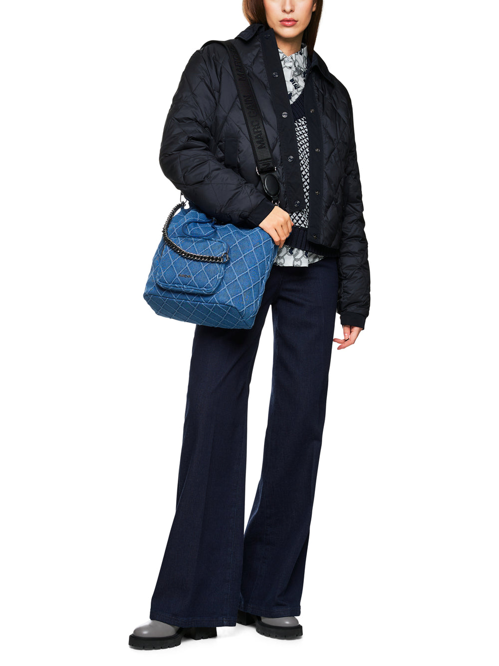 Marc Cain Gewatteerde Jas Rethink Together – Blauw-100% polyester-DAMES JASSEN & JACKS-Blauw