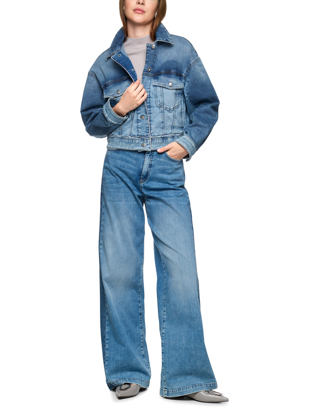 Marc Cain Jack – Blauw-92% katoen  6% elastomultiester 2% elastaan-DAMES JASSEN & JACKS-Blauw